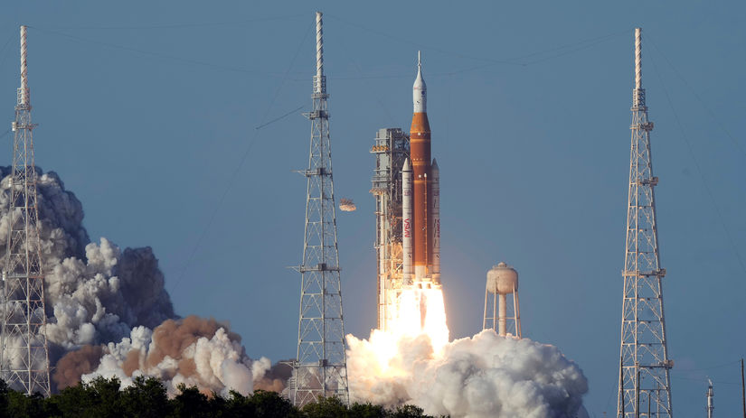štart rakety Artemis 2